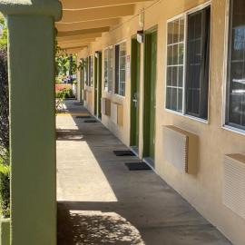 Holiday Motel, hotel i Morgan Hill