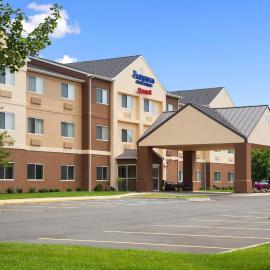 Fairfield Inn & Suites Lansing West, hotel en Delta Center Township