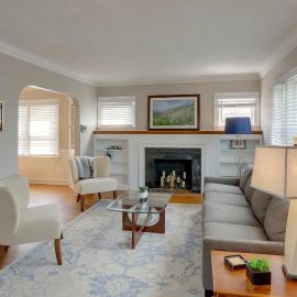 Walk to Lake Erie: Chic Home, Private Yard & Deck, hotel in Avon Lake