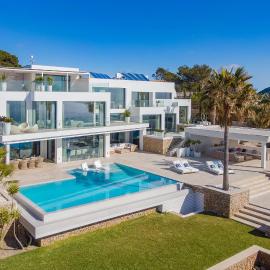 Villa Blue Sky - Mallorca Luxury Villa, hotel in Port d'Andratx