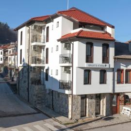 Бялата Къща 2, hotel a Zlatograd