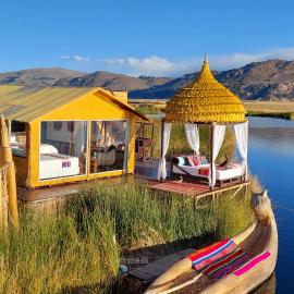 Uros Lodge Perú、プーノのホテル