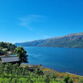 Leilighet v Hardangerfjorden, ξενοδοχείο σε Hesthamar