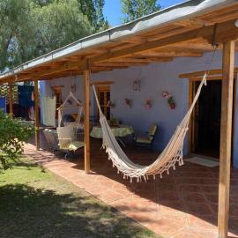 El Rancho Azul, casona antigua con piscina