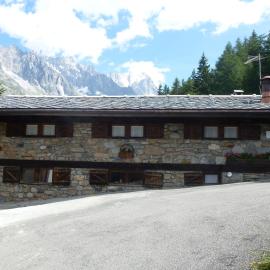 Il Refuge CIR 119, hotel a Courmayeur