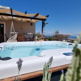 Aquilina, hotel a Apolpaina