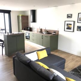 Agréable maison de village avec garage & terrasse, hôtel à Lespignan