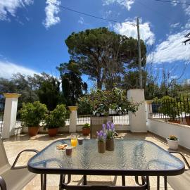 Casa di Elena, hotel a Petrití