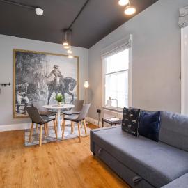 Turpin Quarter in the centre of the city, sleeps 6