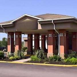 Quality Inn & Suites Syracuse - Carrier Circle, hotel din East Syracuse