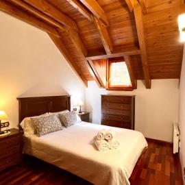 Apartament La Noguera - L'Amfitriona, hotel u gradu 'Rialp'