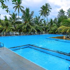 Lagoon Paradise Beach Resort, hotel di Tangalle