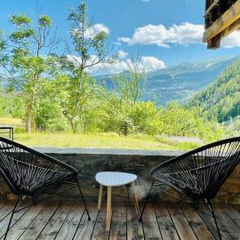 Cosy en Ecrins, terrasse avec vue ***