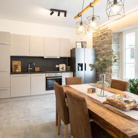 Luxury Apartment, in the Old Town on the Lake...