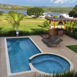 Minha Casa na Represa Riviera Santa Cristina II, hotell sihtkohas Itaí