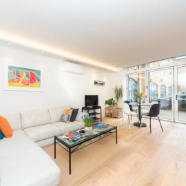 Chic & Cozy Flat in SW London, Perfect Location! - Pass the Keys