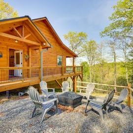 Mountain View & Fire Pit: Updated Murphy Cabin!