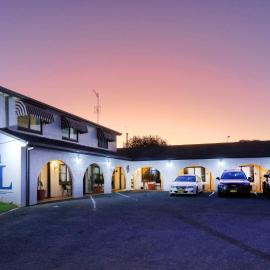 Parkes Federation Motel, хотел в Паркс