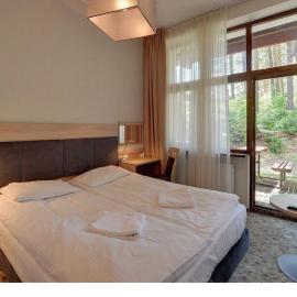 Centrum Trzy Jeziora Wieleń, hotel in Wielen Zaobrzanski