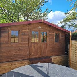 Cabane Spa Nord'GOUIS, hotel in Cournon-dʼAuvergne