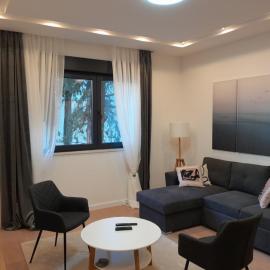 Olive center apartment