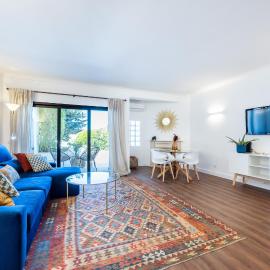 Vila Gaivota CasAmar – hotel w mieście Ferragudo