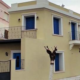 Andrea's House, hotel u gradu Kavoúsion