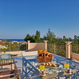 Villa Contessa Irini, מלון בפלאנוס