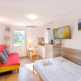Studio Southwest 3 with AirCon & FREE Parking
