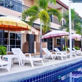 4 Palms Resort، فندق في بانغ ساري