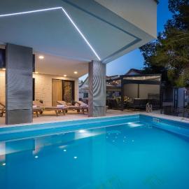 Beach Villa Valentina, hotel Trogirban