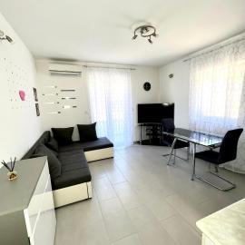 Apartman Solin 3, parking
