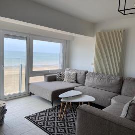 Appartement vue sur mer - Splendide localisation!, hotel v mestu Sint-Idesbald
