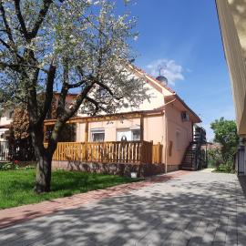 Rózsa Apartment
