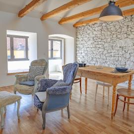 CASA OPICINA - Elegante appartamento in VILLA CARSICA, Hotel in Villa Opicina