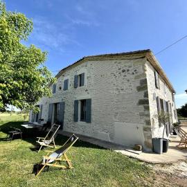 Le Nid du Coucou, hotel di Cocumont