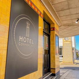 Commercial Hotel Bega, hotelli kohteessa Bega