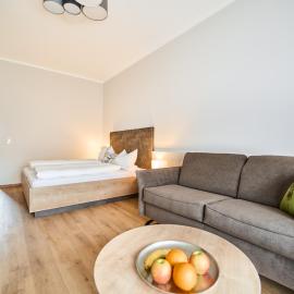 Wirt z` Uttlau Familienhotel Höng, hotel a Haarbach