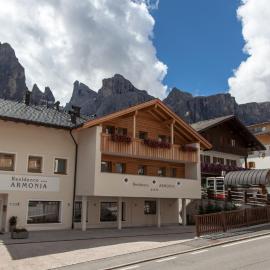 Residence Armonia, Hotel in Kolfuschg