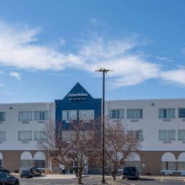 AmericInn by Wyndham Cedar Rapids North, отель в городе Сидар-Рапидс