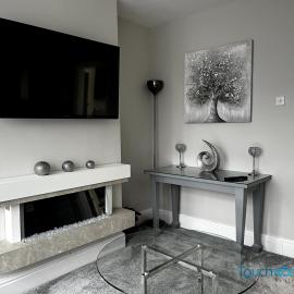 Sheldon में, होटल Stylish House links to Birmingham, Solihull, NEC, M42