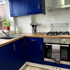 Stylish Home near HS2, Airport, Solihull, NEC, M42, Hotel in Sheldon