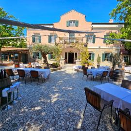 Villa Andor, hotel din Ankaran