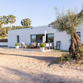 Casa Rural Espadan Suites, hotel in Artana