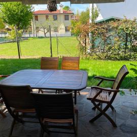 Villa Oasi - Appartamento Oderzo, хотел в Одерцо