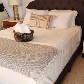 Ocean Village at Combate, hotel en Cabo Rojo