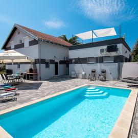 Villa Damjan, Barbariga by Istrabook