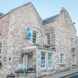 Meadhon Guest House, hotelli kohteessa Jedburgh