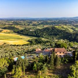 Agriturismo La Collina degli Olivi, hotel u gradu Čertaldo