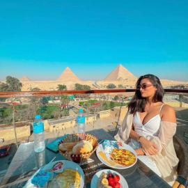 Sahara Pyramids Inn, hotel Kairóban